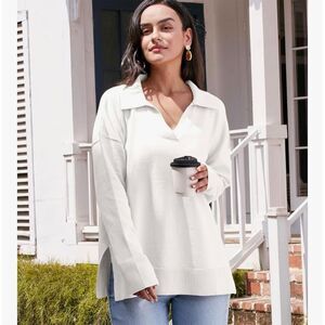 Women's Oversized V-Neck Collared Sweater White Medium